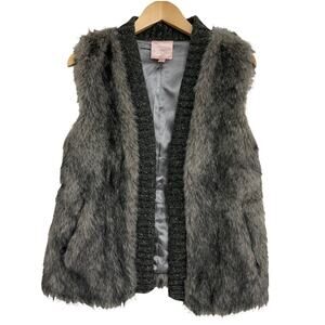 ROMEO & JULIET COUTURE Faux Fur Vest Open Front Size Large Gray Knit Trim